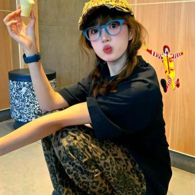 米其林餐厅打卡,我逮到了前夫的亲亲小蜜